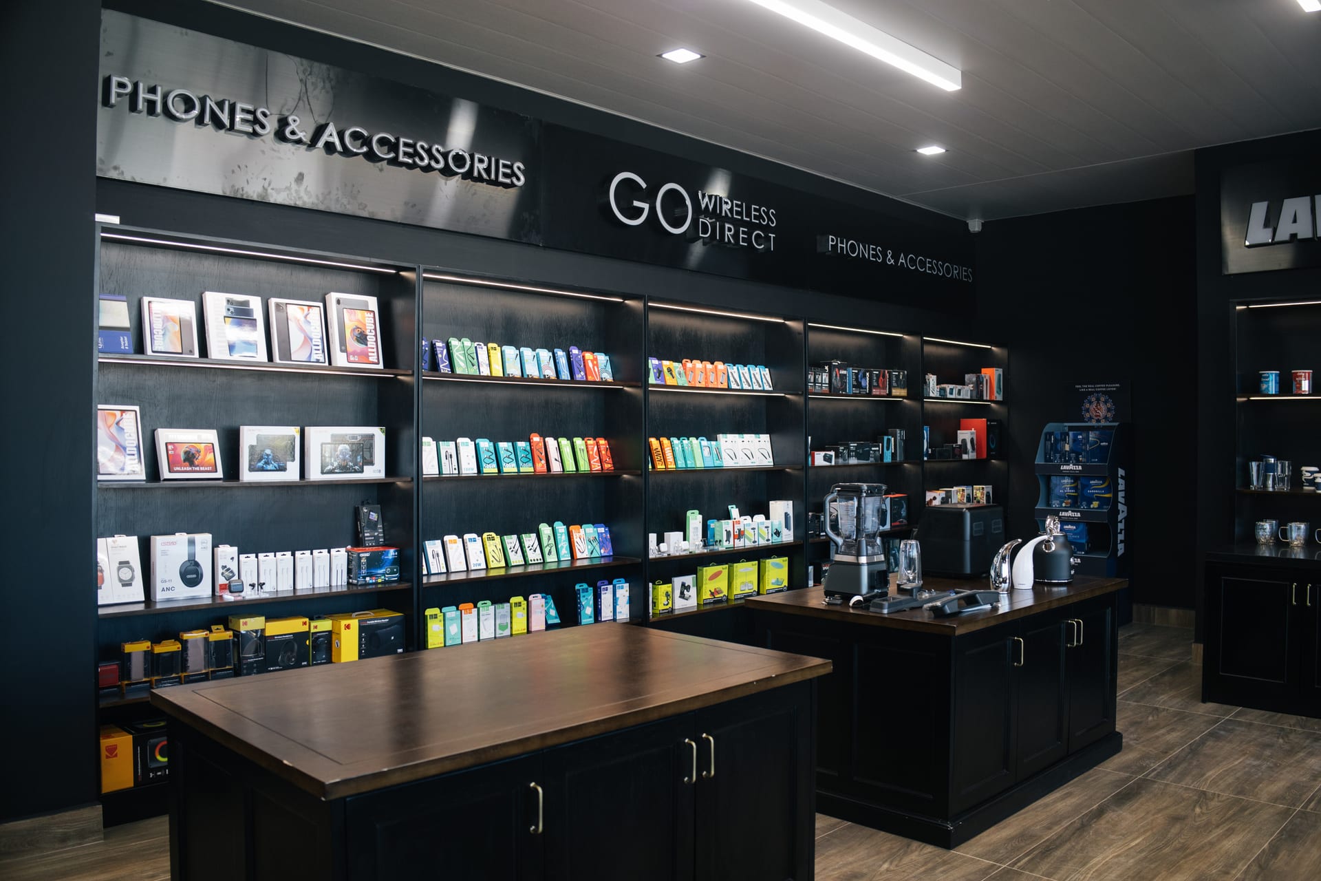 Showroom — gallery 1
